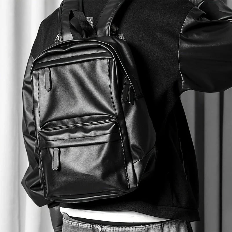 Mochila para Viagem em Couro Impermeável