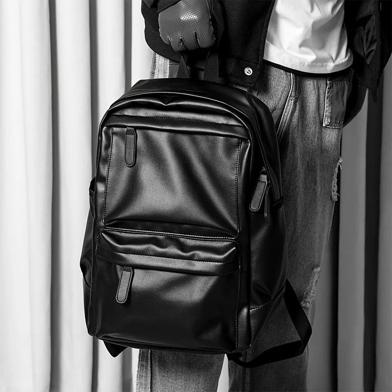 Mochila para Viagem em Couro Impermeável