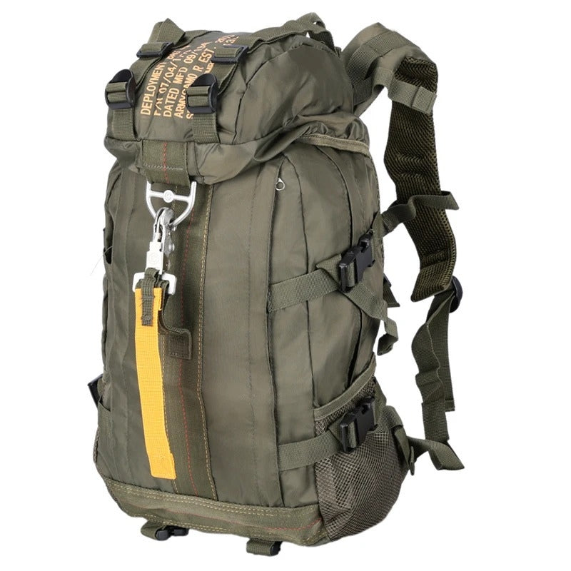 mochila-de-trilha-tatica-adventure-outdoor-30l