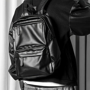 Mochila para Viagem em Couro Impermeável