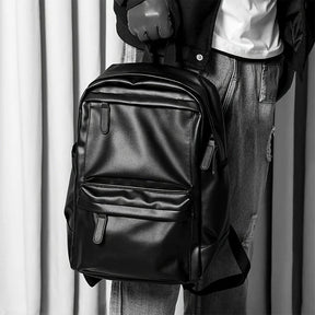 Mochila para Viagem em Couro Impermeável
